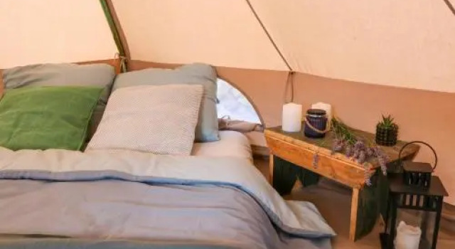 Camp 'Dvor' bell tent accommodation, Book Hotel Hoteller i Hreljici med parkering, Parkering