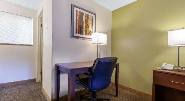 Двухместный номер Standard с балконом Rodeway Inn Glenwood Springs