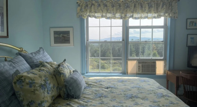Номер Standard High Hill Inn
