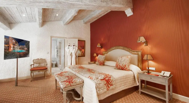 Люкс Дуплекс Hotel Byblos Saint-Tropez
