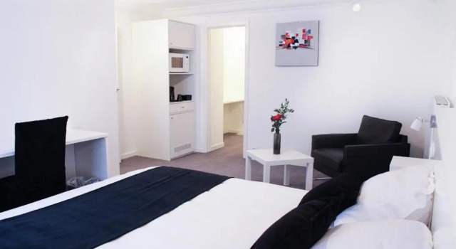Номер Economy Hotel Satellite
