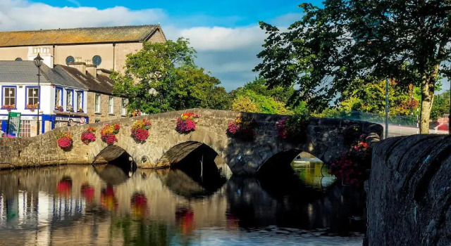 Апартаменты The Waterside B&B