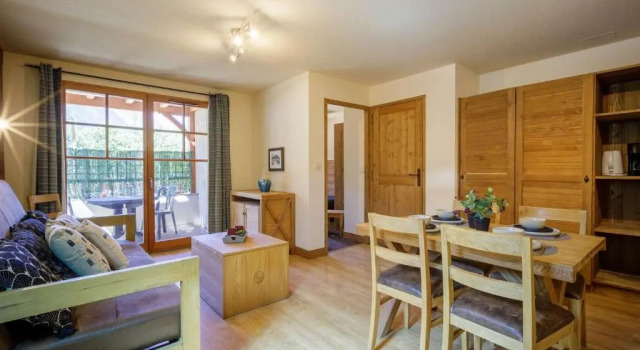 Appartement Saint-Lary-Soulan, 2 pièces, 6 personnes - FR-1-296-422, Забронировать Апартаменты/квартира Отели в центре Сен-Лари-Сулан, в центре, Парковка