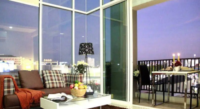 Urbanie Condominium