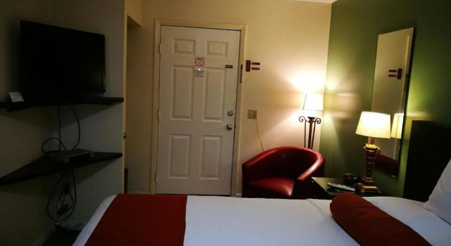 Двухместный номер Standard Merida Inn & Suites