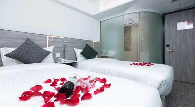 ParisHotel, Boek Hotel Kowloon Hongkong, in de buurt van The ONE