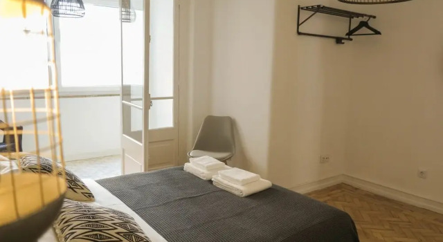 DuMont Lisbon Guesthouse, Забронировать Гостевой дом Сао-Висенти Лиссабон, рядом с Концертный зал Coliseu dos Recreios