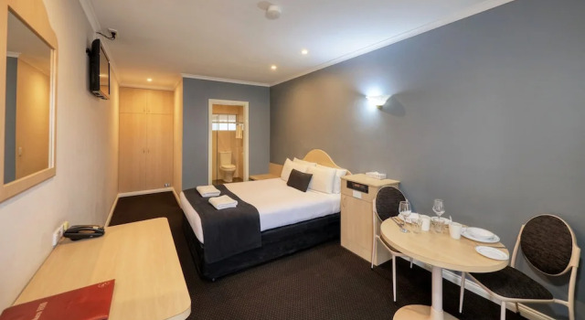 Номер Economy Charles Rasp Motor Inn & Cottages