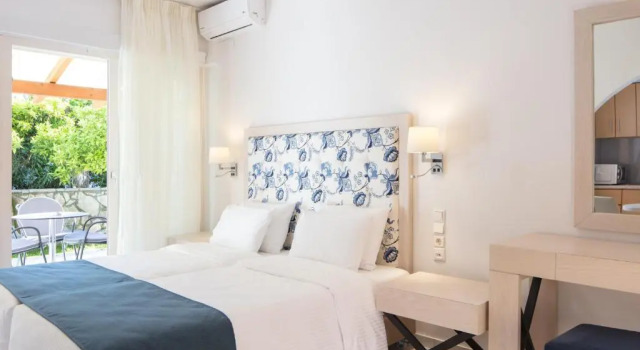 Апартаменты Hotel Rezi