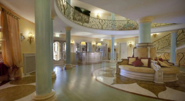 Vip's Motel Luxury Accommodation & Spa