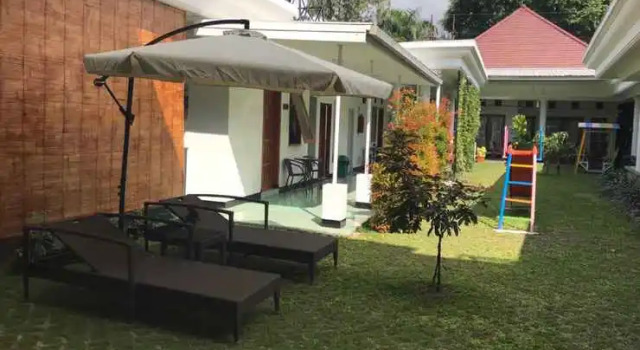 Griyo Sultan Agung near Station Malang Baru, Rezervovat Hotel Malang East Java, poblíž Taman Rekreasi Senaputra