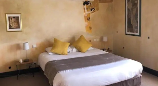 Le Thy, Rezerwuj Hotel  