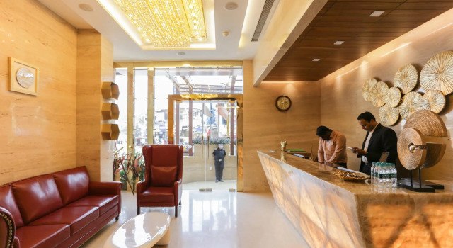 Comfort Inn Metropolis, Забронировать Отель Отели штата Махараштры 3 звезды, 3*