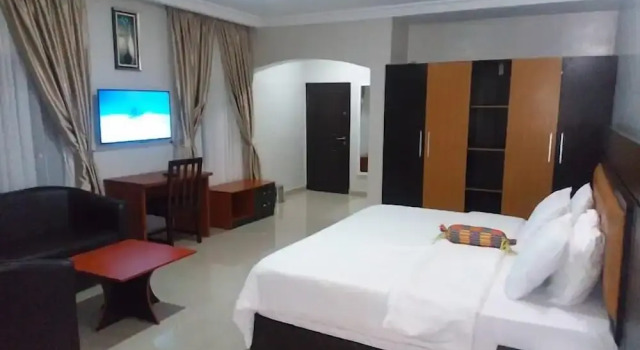 Номер Economy Watbridge Hotel and Suites