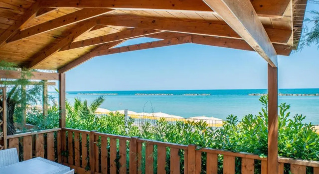 Номер Deluxe seafront Girasole Eco Family Village