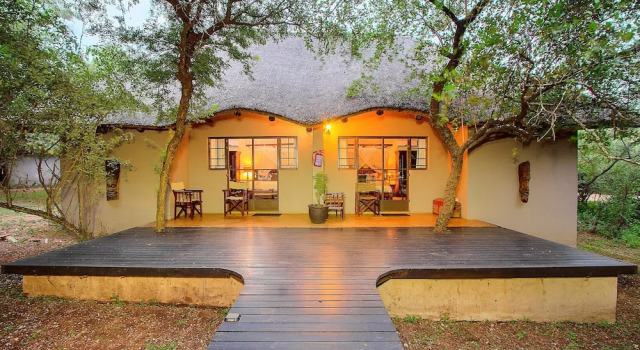 Одноместный люкс Luxury Mvuradona Safari Lodge