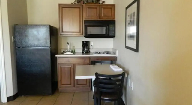Номер Standard Paris Extended Stay Suites