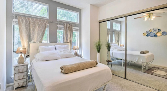Апартаменты Cozy Irving Condo 15 Mi to Downtown Dallas!