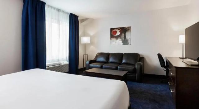 Номер Deluxe Imperia Hotel & Suites Saint-Eustache