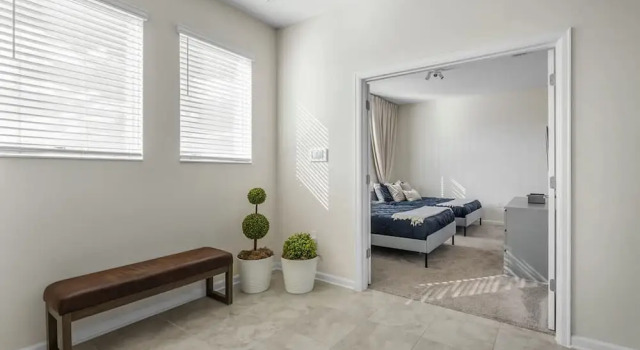 3BR up to 8 People at Champions Gate