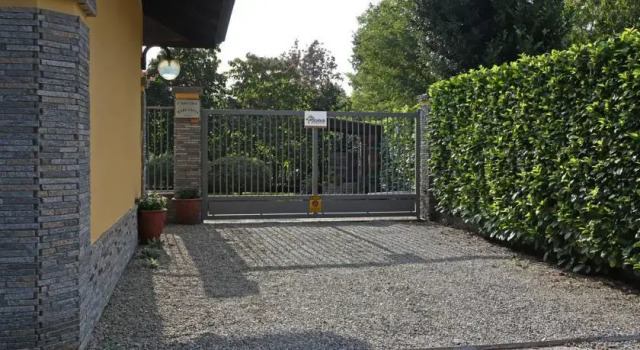Lo Zigolo Bed & Breakfast, Забронировать Отель Отели Пьемонта с бассейном, Бассейн
