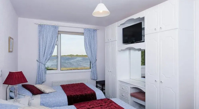 Номер Standard The Waterfront House Country Home