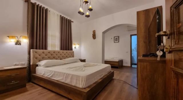 Villa Landi, Book Villa Sommerhuse i Berat, Hytte