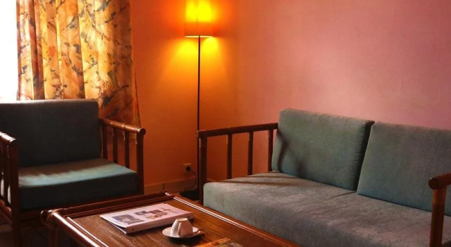 Zeelandia Suites, Buchen Sie Hotel Hotels in Paramaribo mit Frühstück, in der Nähe von Waterkant, Frühstück