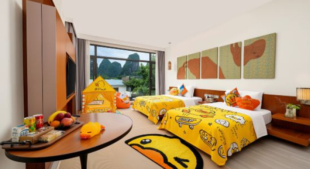 Семейный тент Ji Yun Resort (Yangshuo Ten-mile Gallery Yulong River)