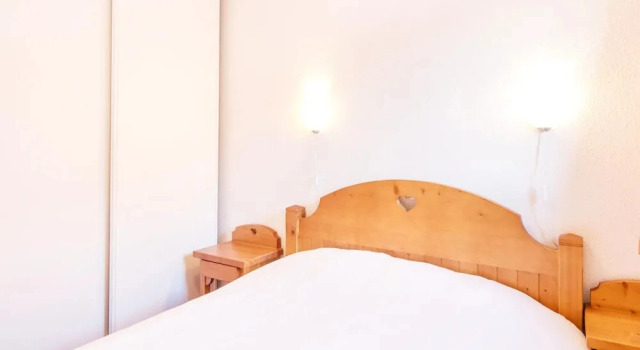 Alpine Apartment Near Slopes