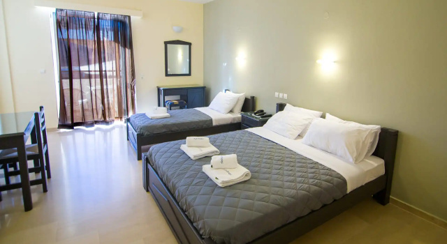 Студия Adonis Hotel