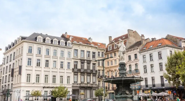 Numa Brussels Lief, Забронировать Отель Брюссель Брюссельский столичный регион, рядом с Нотр-Дам-Дю-Саблон