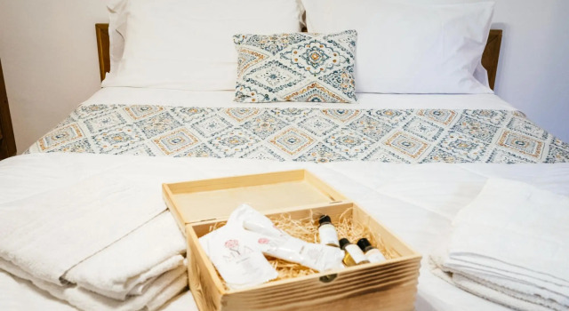Room Tiu Bainzu - In Boutique Apartment-Stanza Tiu Bainzu