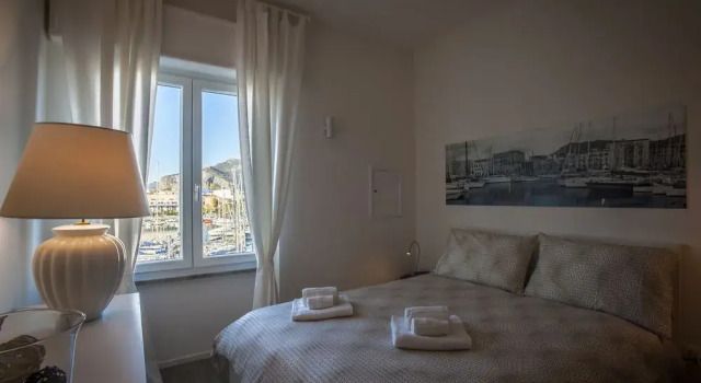 Ci'Cala House, Book Hotel Palermo Sicilien