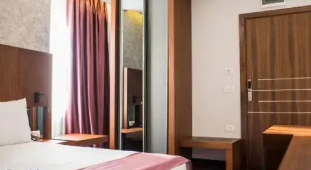 Hotel Bograd - Apartments & Lounge Station, Prenota Appartamento Struga Lago di Ohrid