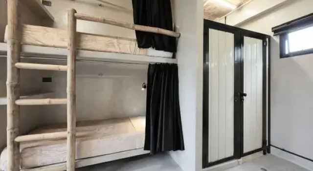 Кровать в общем номере (женский номер) Rucksack Inn Siargao