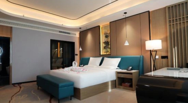 Люкс Grand Youth International Hotel