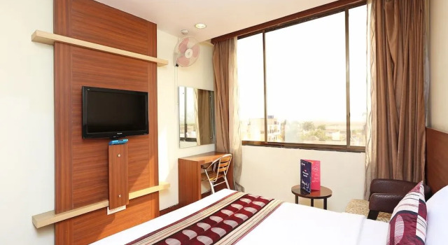 OYO 10392 Hotel Corbiz Tower, Забронировать Отель Отели штата Махараштры с завтраком, Завтраки