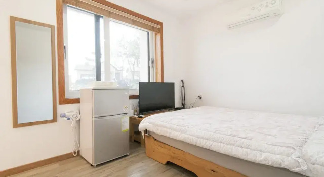 Номер Economy On The Stone Guesthouse 1 - Hostel