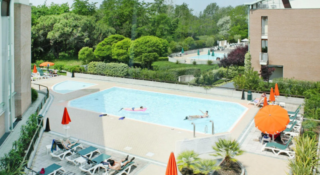 Apartment in Bibione Pineda with balcony