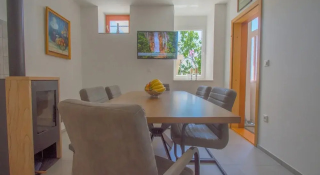 House Haus Marijo, Забронировать Отель Отели Приморско-Горанской жупания с парковкой, Парковка