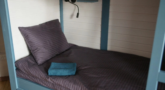 Malevich Hostel, Забронировать Хостел Отели Санкт-Петербурга с парковкой, рядом с Российский государственный педагогический университет им. А. И. Герцена, Парковка