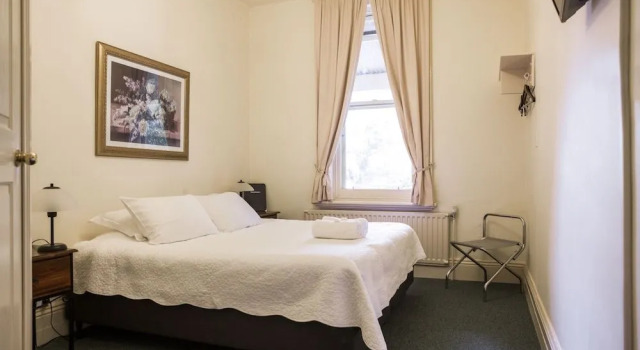 Lancefield Guest House, Book Guesthouse  