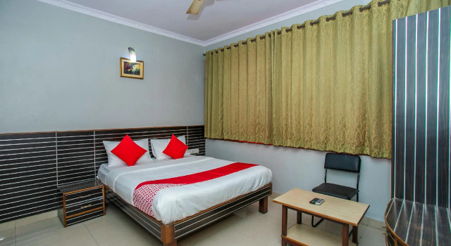 OYO Flagship 18338 White Fort, Rezervovat Hotel Hotely v Bangalore s parkováním, Parkování