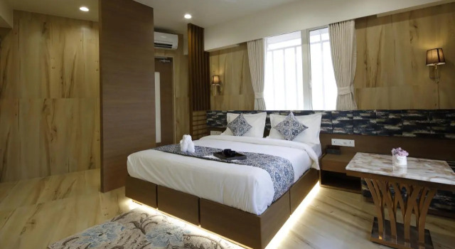 Hotel Elysian Residency, Rezerwuj Hotel Hotele w Gujarat ze śniadaniem, Śniadanie