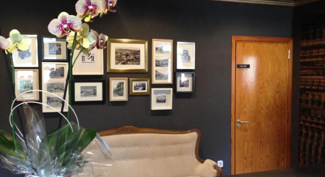Hostal Sant Marti, Забронировать Отель Отели Пучреч с парковкой, Парковка