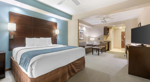 Двухместный люкс Best Western Plus Midland Suites