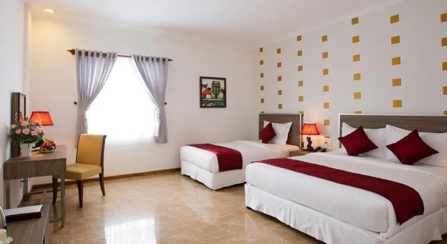 Трёхместный номер Deluxe с красивым видом из окна Den Long Do Hotel & Restaurant