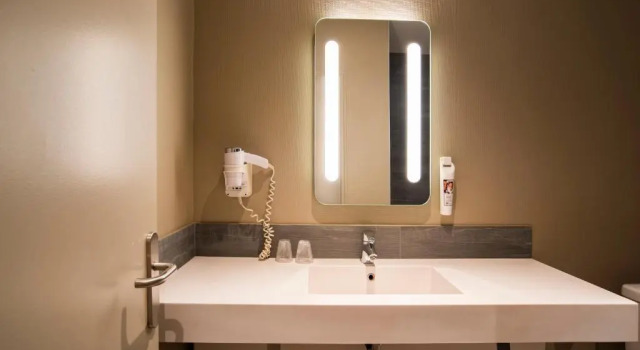 Номер Standard ibis Paris Tour Montparnasse 15eme