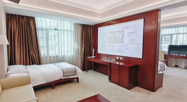 Люкс Golden Dragon Airlines Grand Hotel